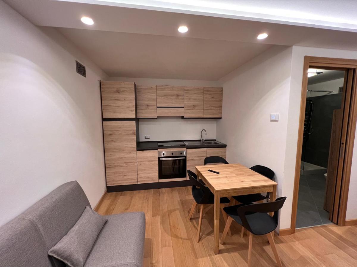 דירות Oga Elegante E Moderno Monolocale מראה חיצוני תמונה